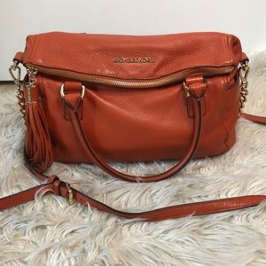 Authentic Michael Kors orange crossbody bag 👜